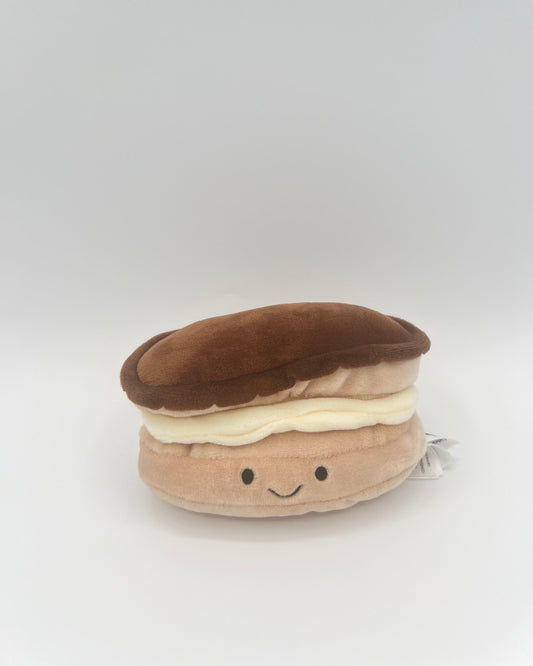 Pretty Patisserie Éclair