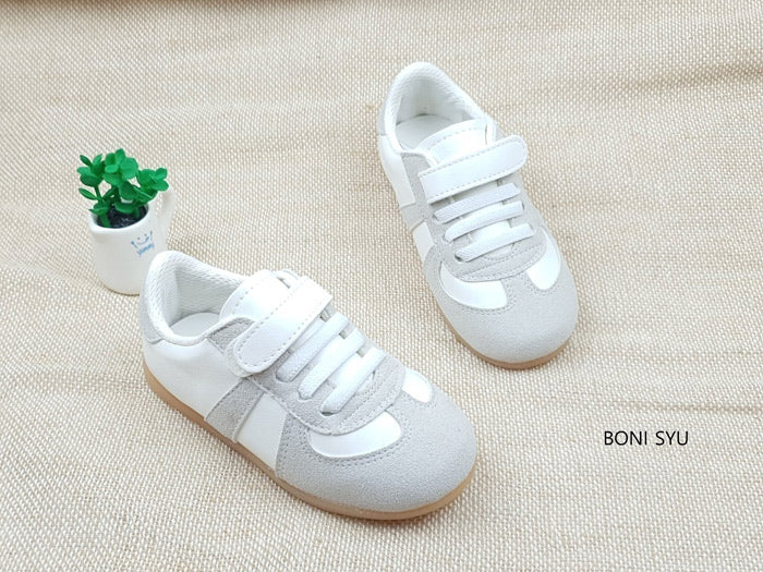 wooridoori Shoes