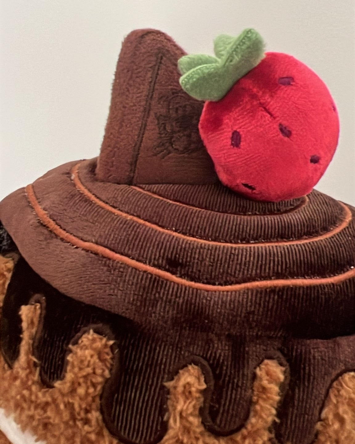 Glacy Chocolate Cake